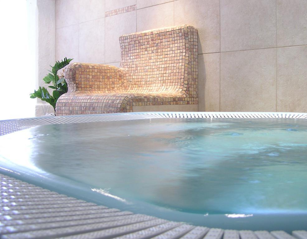 Hotel Bergland كاديبيترا المظهر الخارجي الصورة